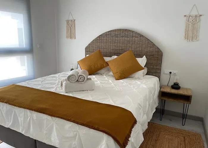 Apartamento De Lujo Con Piscina En Tarifa